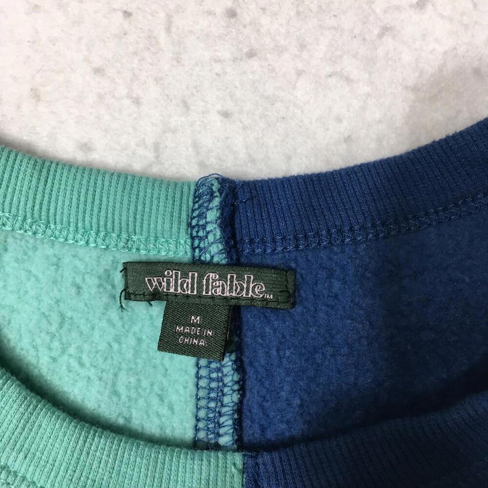 Wild Fable Womens Medium Patchwork Sweatshirt Nia… - image 3